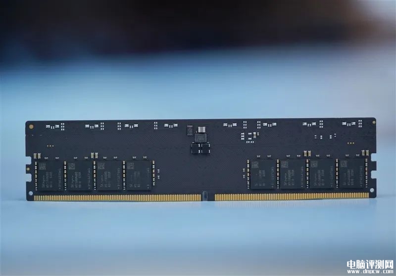 最新內(nèi)存評(píng)測：七彩虹CVN銀翼DDR5-6000內(nèi)存評(píng)測，權(quán)威硬件評(píng)測網(wǎng)站,www.cdhysqd.com