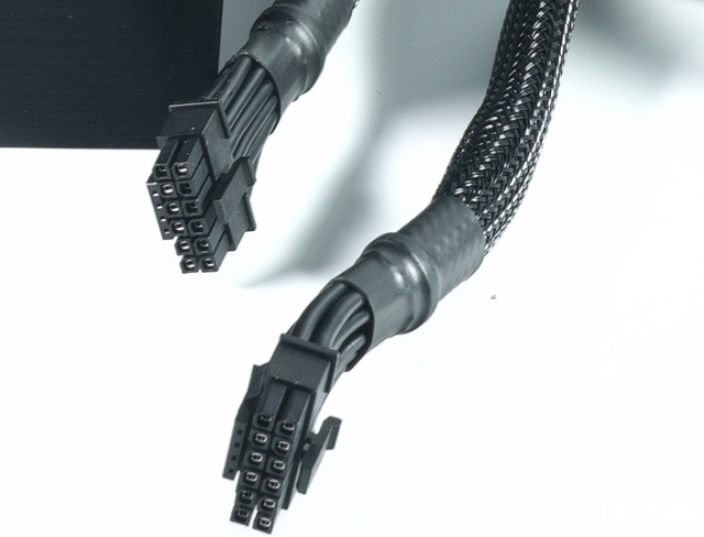 電腦裝機(jī)知識(shí)：萬元4090顯卡為什么燒了？這些顯卡保護(hù)措施你應(yīng)該知道，權(quán)威硬件評(píng)測(cè)網(wǎng)站,www.cdhysqd.com