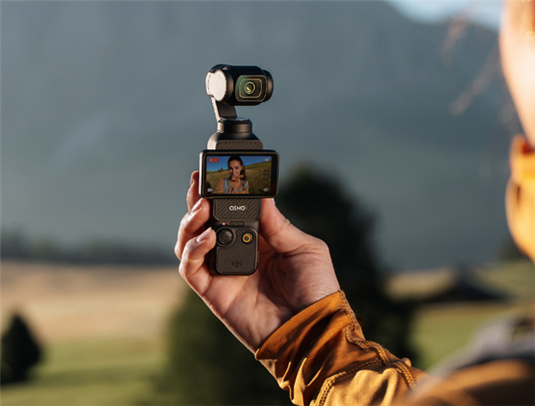 大疆Osmo Pocket 3口袋云臺相機開售 相比上代6大升級，權威硬件評測網站,www.cdhysqd.com