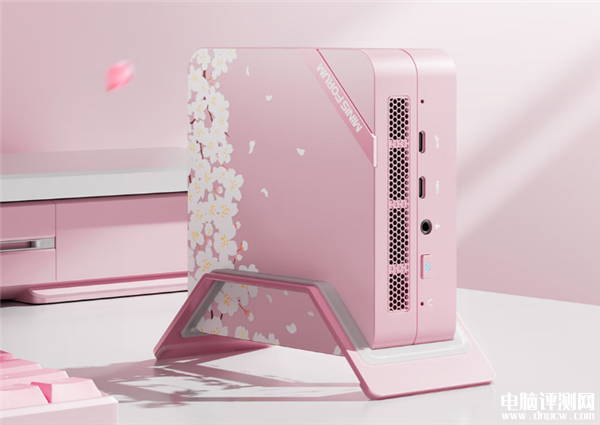 銘凡櫻花限定款UM773 SE迷你主機特惠 8核銳龍77735HS售價1999元，權威硬件評測網站,www.cdhysqd.com
