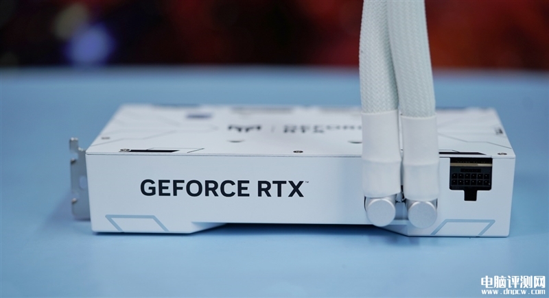 最新顯卡評測：影馳RTX 4090金屬大師AIO OC顯卡評測，權威硬件評測網站,www.cdhysqd.com