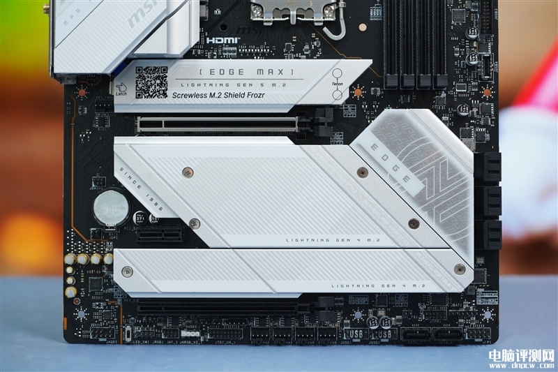 最新主板評測：微星MPG Z790 EDGE TI MAX WIFI刀鋒鈦主板評測，權(quán)威硬件評測網(wǎng)站,www.cdhysqd.com