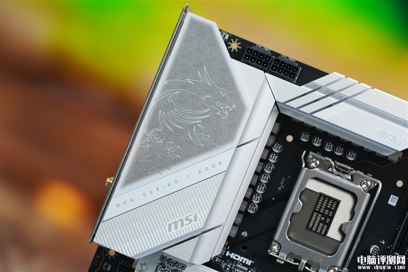 最新主板評測：微星MPG Z790 EDGE TI MAX WIFI刀鋒鈦主板評測，權(quán)威硬件評測網(wǎng)站,www.cdhysqd.com