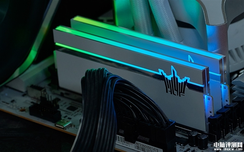 最新內存評測：影馳HOF PRO DDR5-8000 24GB內存評測，權威硬件評測網站,www.cdhysqd.com