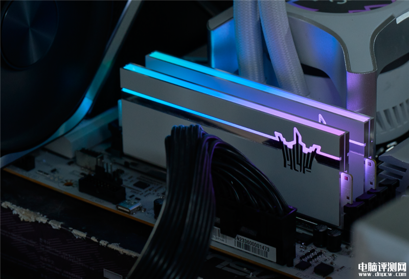 最新內存評測：影馳HOF PRO DDR5-8000 24GB內存評測，權威硬件評測網站,www.cdhysqd.com