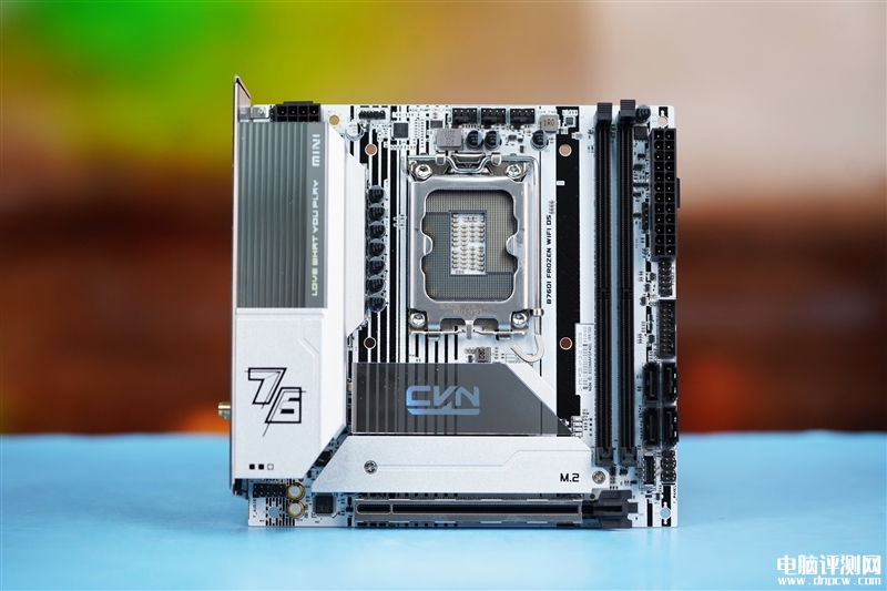 最新主板測試：七彩虹CVN B760I FROZEN WIFI D5 V20 DDR5登陸艦評測，權威硬件評測網站,www.cdhysqd.com