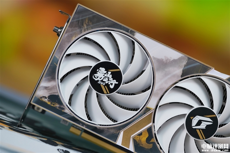 最新顯卡評測：七彩虹iGame RTX 4060霧山五行定制版OC 8GB顯卡評測，權威硬件評測網站,www.cdhysqd.com
