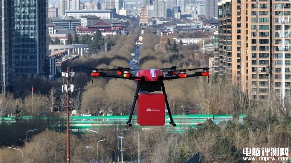 京東物流JDX20“京鵲”物流無人機發布 最大載重10公斤 速度98km/h，權威硬件評測網站,www.cdhysqd.com