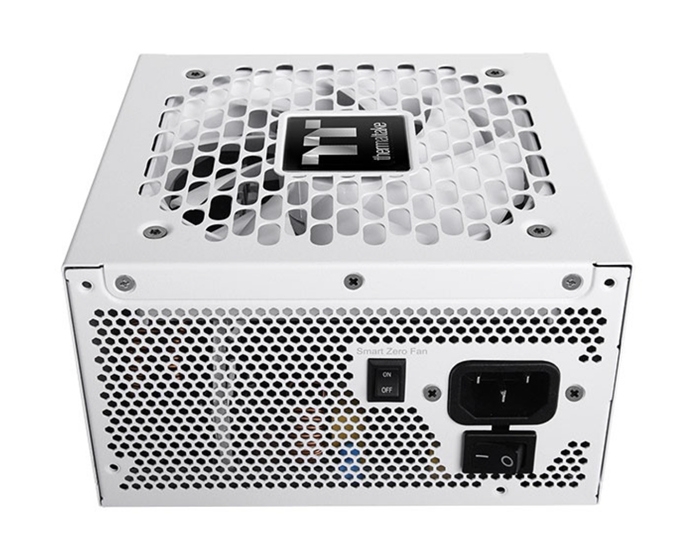 Tt曜越雪裝版鋼影TOUGHPOWER GT ATX 3.1金牌電源上市 提供750/850W版本，權(quán)威硬件評(píng)測(cè)網(wǎng)站,www.cdhysqd.com