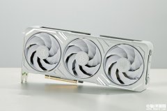 影馳GeForce RTX 5070 Ti金屬大師白金版OC顯卡上市 售價7499元